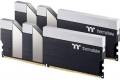 Thermaltake 16GB (2x8GB) DDR4 4400MHz CL19 TOUGHRAM Svart